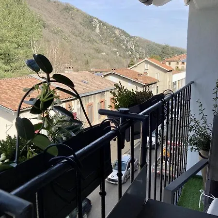 Aparthotel Aux 4 Logis Appart-hotel - Le Roof - Vue Splendide - Petit Déjeuner Inclus 1ère Nuit Foix