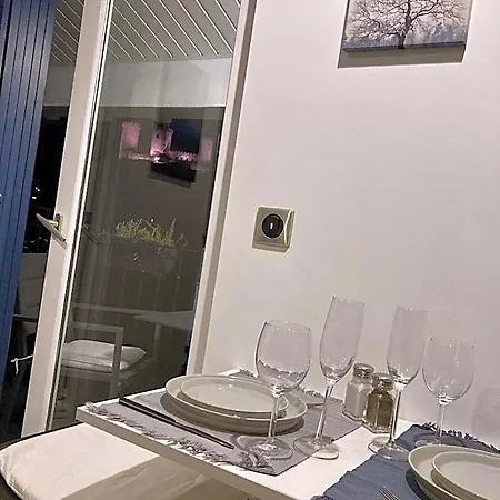 Aux 4 Logis - Le Roof - Vue Splendide - Petit Dejeuner Offert 1ere Nuit Foix